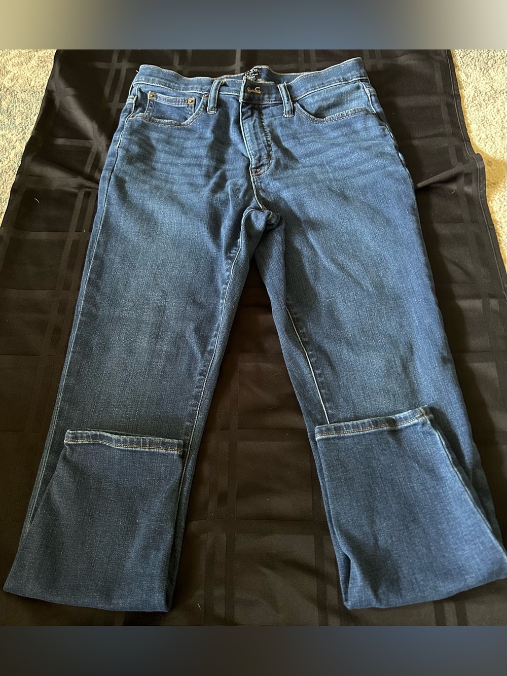 Women’s J. Crew skinny jeans 9” Mid-Rise Size 29